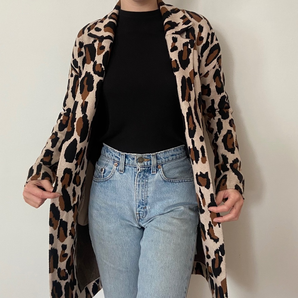 Tahari cheetah print cardigan XS
